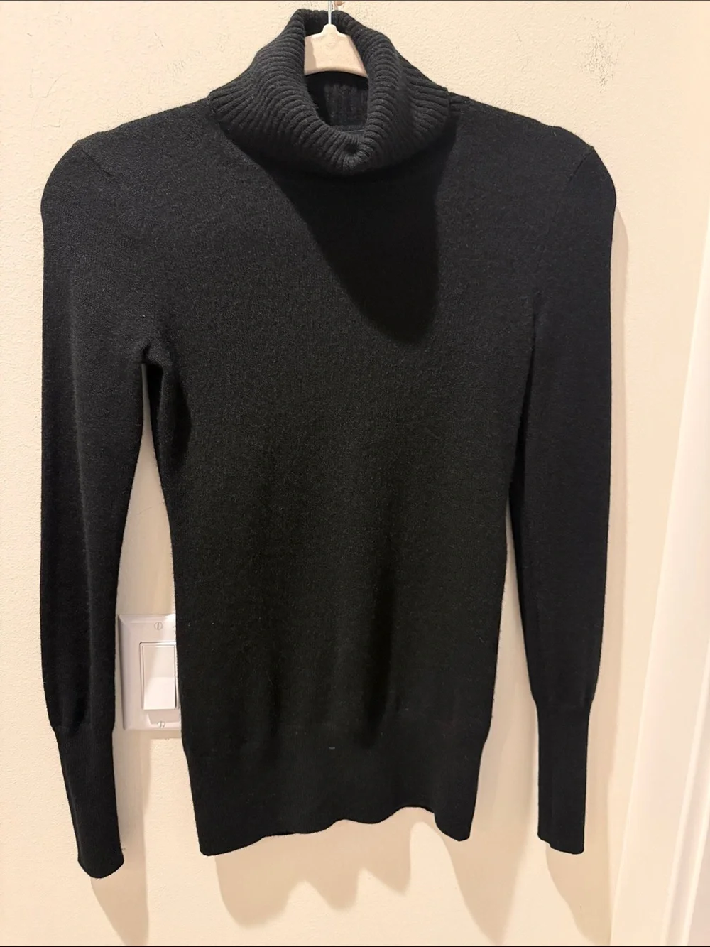 J. Crew Black Cashmere Turtleneck Slimfit Classic Sweater size XS